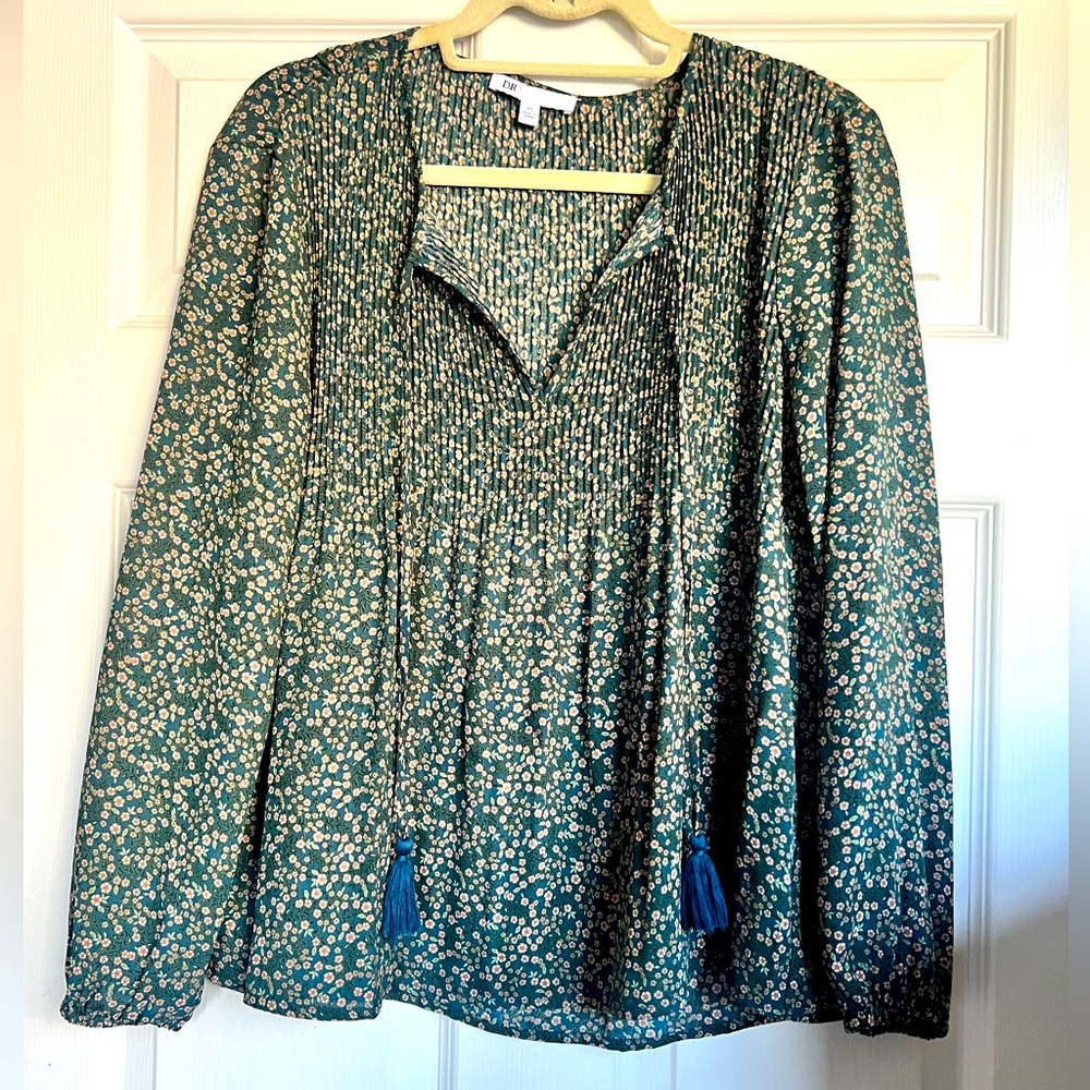 DR2 peasant top tassels